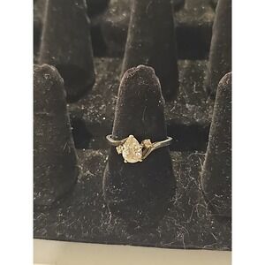 AVON 925 Silver  Vintage Dainty Pear Shaped Cubic Zirconia Ring Sz 8.25